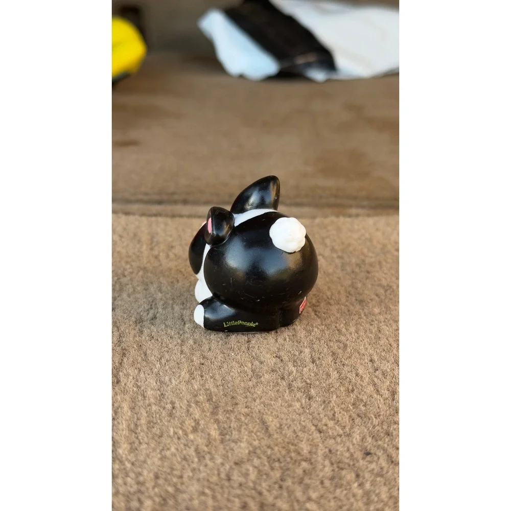 Fisher Price Little People Black White Bunny Rabbit Animal Figure Blue Eyes